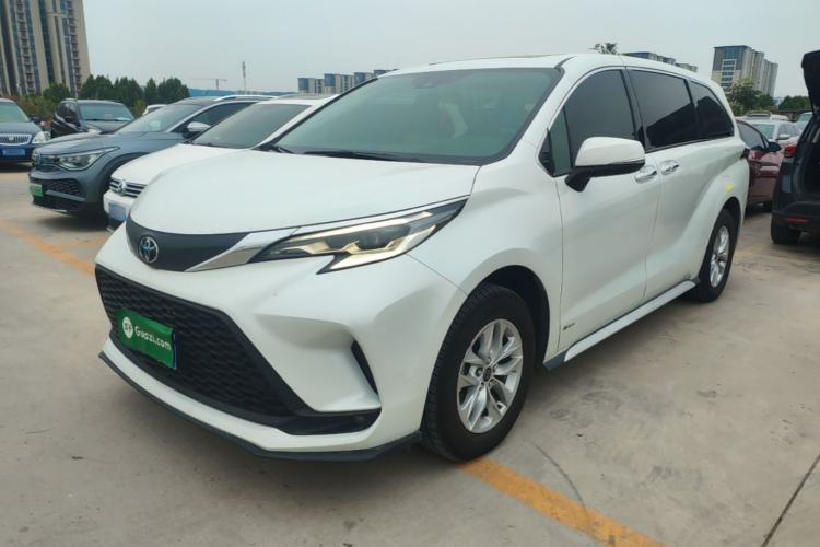 Toyota Granvia 2024 2.5L Hybrid Comfort Edition