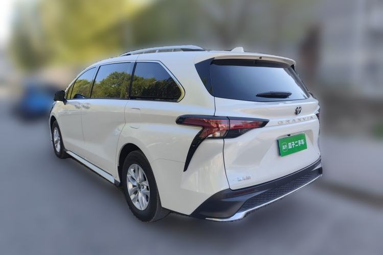 Used Toyota Granvia 2024 2.5L Hybrid Comfort Edition Rear Left 45 Deg