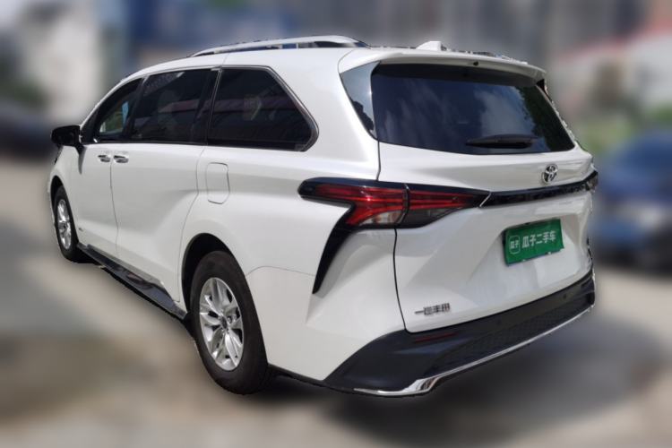 Used Toyota Granvia 2024 2.5L Hybrid Comfort Edition Rear Left 45 Deg