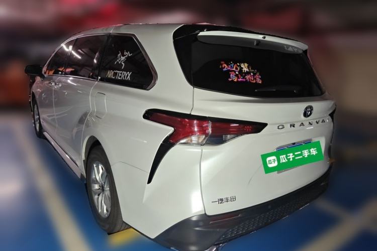 Used Toyota Granvia 2024 2.5L Hybrid Comfort Edition Rear Left 45 Deg