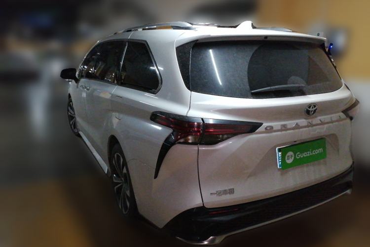 Used Toyota Granvia 2024 2.5L Hybrid Prestige PLUS Edition Rear Left 45 Deg