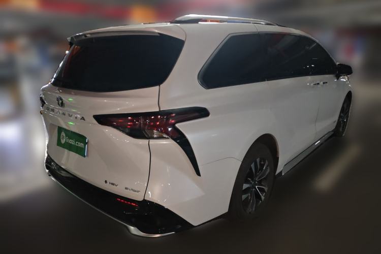 Used Toyota Granvia 2024 2.5L Hybrid Prestige PLUS Four-Wheel Drive Version Rear Right 45 Deg