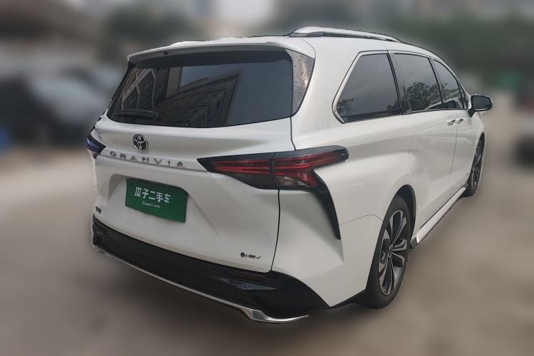 Used Toyota Granvia 2024 2.5L Hybrid Prestige ULTRA Edition Rear Right 45 Deg