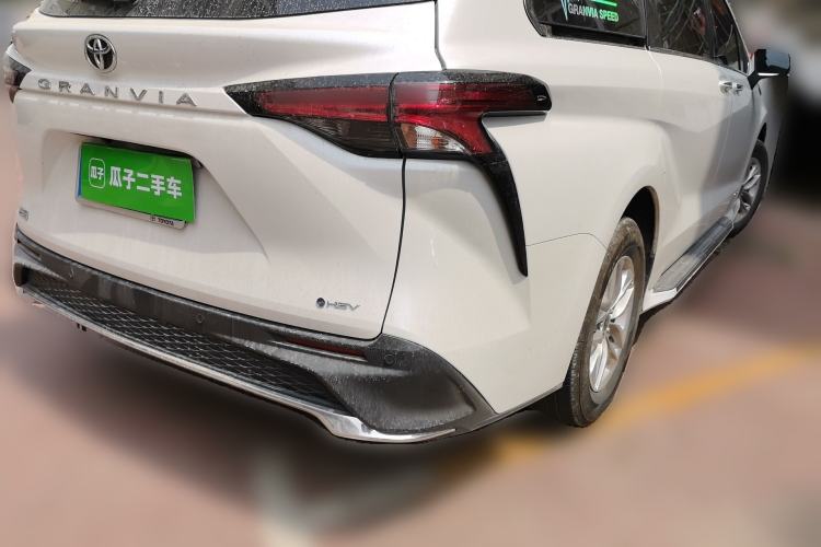 Used Toyota Granvia 2024 2.5L Hybrid Comfort Edition Rear Right 45 Deg