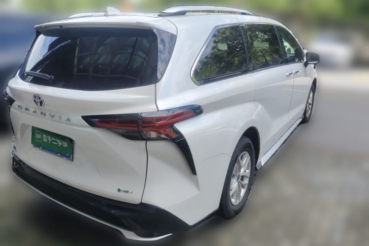 Used Toyota Granvia 2024 2.5L Hybrid Comfort Edition Rear Right 45 Deg