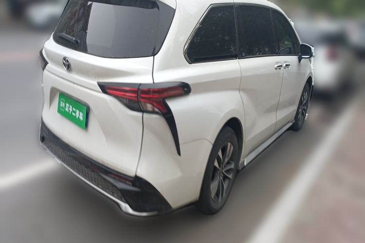 Used Toyota Granvia 2024 2.5L Hybrid Prestige PLUS Four-Wheel Drive Version Rear Right 45 Deg