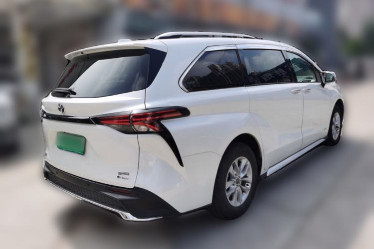 Used Toyota Granvia 2024 2.5L Hybrid Comfort Edition Rear Right 45 Deg