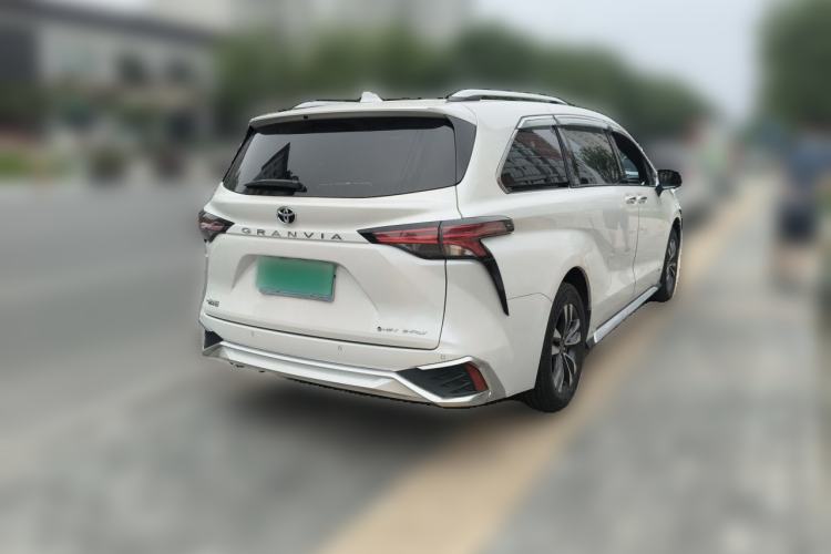 Used Toyota Granvia 2024 2.5L Hybrid Prestige PLUS Four-Wheel Drive Version Rear Right 45 Deg