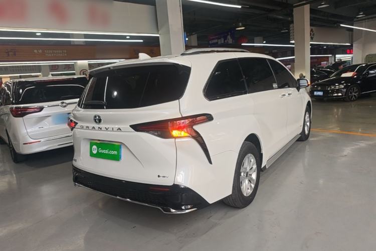 Used Toyota Granvia 2024 2.5L Hybrid Comfort Edition Rear Right 45 Deg