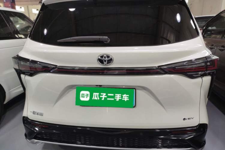 Used Toyota Granvia 2024 2.5L Hybrid Prestige ULTRA Edition Rear