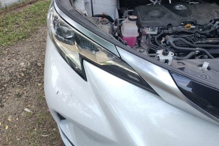 Used Toyota Granvia 2024 2.5L Hybrid Prestige PLUS Four-Wheel Drive Version Right Front Headlight