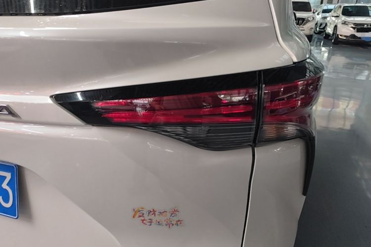 Used Toyota Granvia 2024 2.5L Hybrid Comfort Edition Right Rear Taillight