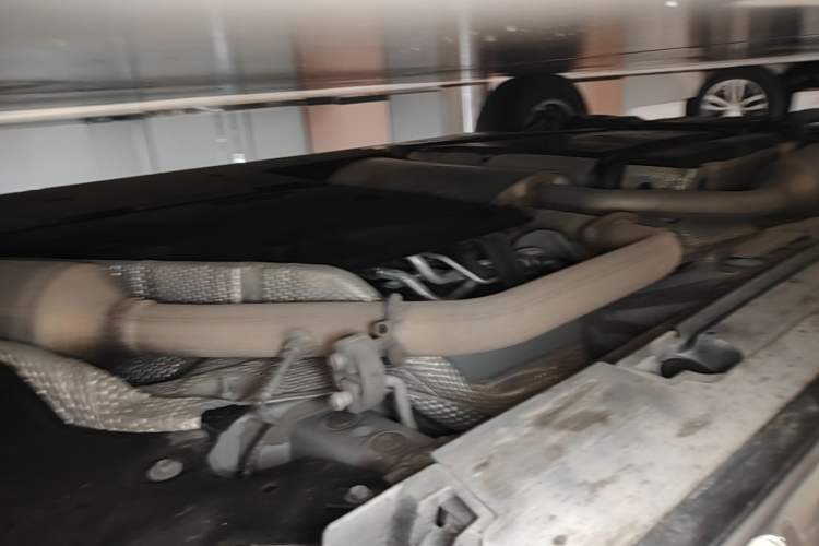 Used Toyota Granvia 2024 2.5L Hybrid Comfort Edition Right Side Sill