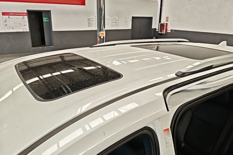 Used Toyota Granvia 2024 2.5L Hybrid Luxury Edition Roof