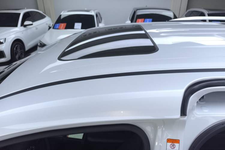 Used Toyota Granvia 2024 2.5L Hybrid Luxury Edition Roof