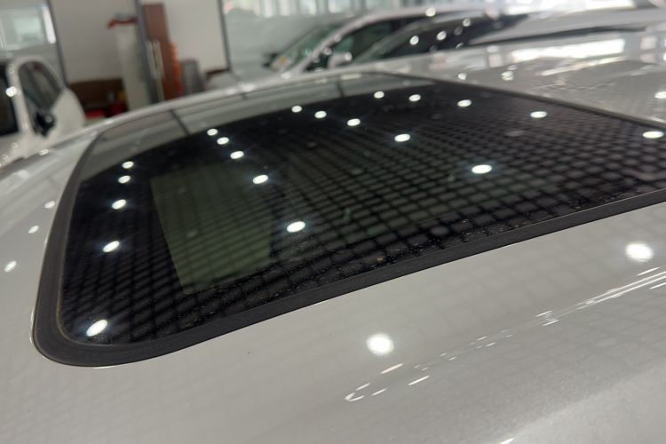 Used Toyota Granvia 2024 2.5L Hybrid Prestige ULTRA Edition Roof