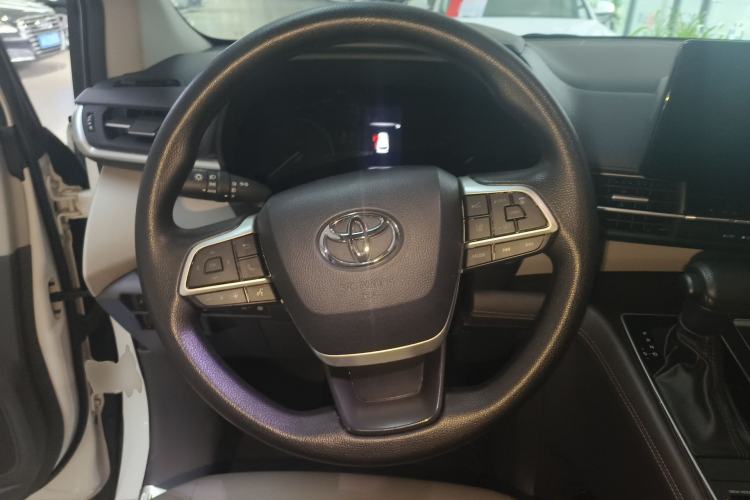 Used Toyota Granvia 2024 2.5L Hybrid Comfort Edition Steering Wheel