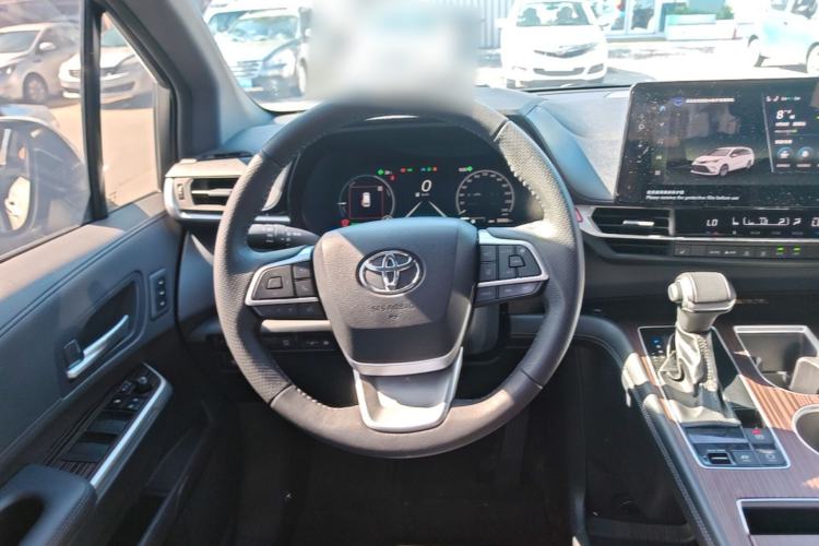 Used Toyota Granvia 2024 2.5L Hybrid Prestige PLUS Edition Steering Wheel