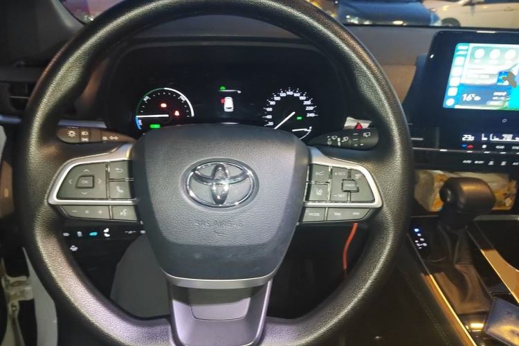 Used Toyota Granvia 2024 2.5L Hybrid Luxury Edition Steering Wheel