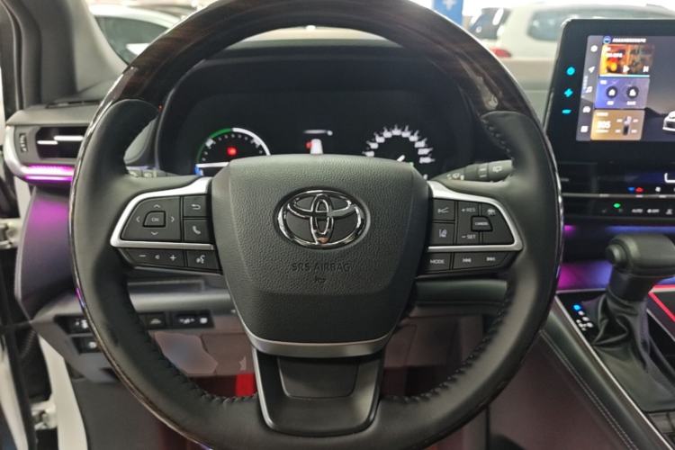 Used Toyota Granvia 2024 2.5L Hybrid Luxury Edition Steering Wheel