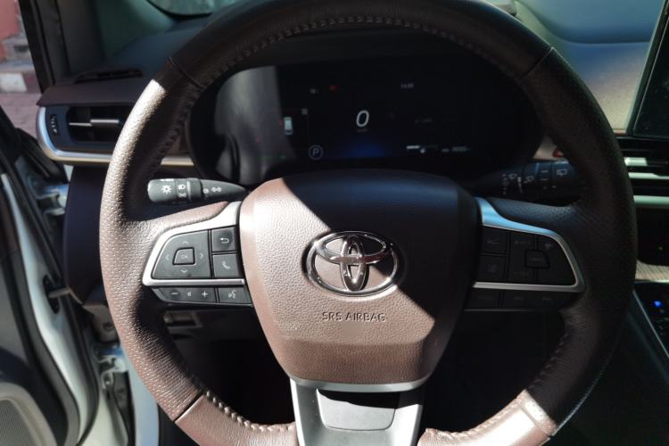 Used Toyota Granvia 2024 2.5L Hybrid Prestige PLUS Four-Wheel Drive Version Steering Wheel