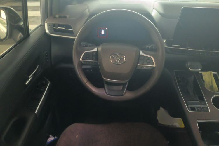 Used Toyota Granvia 2024 2.5L Hybrid Prestige PLUS Four-Wheel Drive Version Steering Wheel