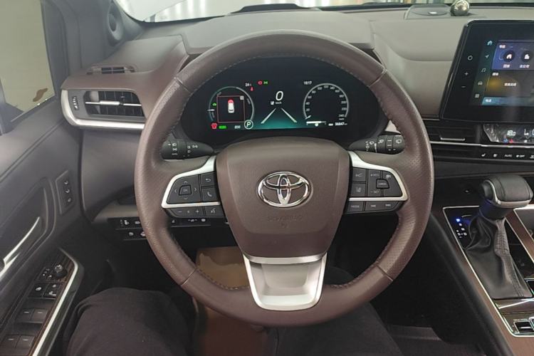 Used Toyota Granvia 2024 2.5L Hybrid Prestige PLUS Four-Wheel Drive Version Steering Wheel