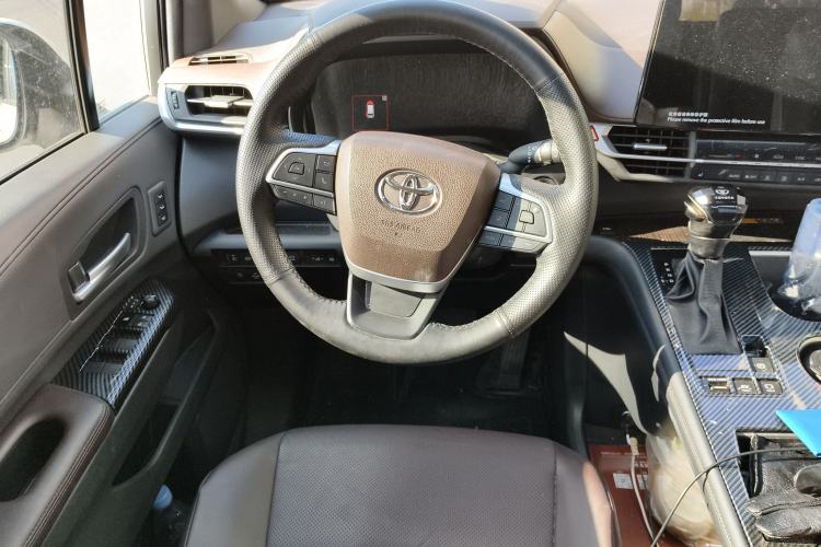 Used Toyota Granvia 2024 2.5L Hybrid Prestige PLUS Four-Wheel Drive Version Steering Wheel