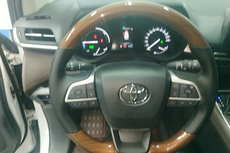 Used Toyota Granvia 2024 2.5L Hybrid Comfort Edition Steering Wheel