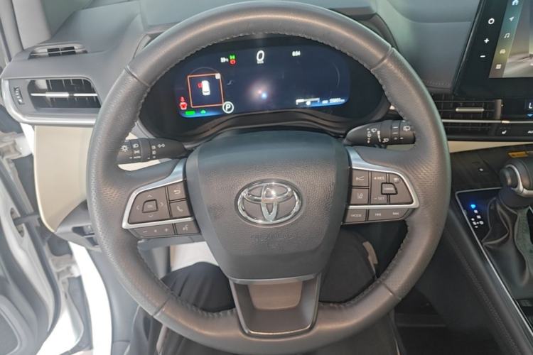 Used Toyota Granvia 2024 2.5L Hybrid Prestige ULTRA Edition Steering Wheel