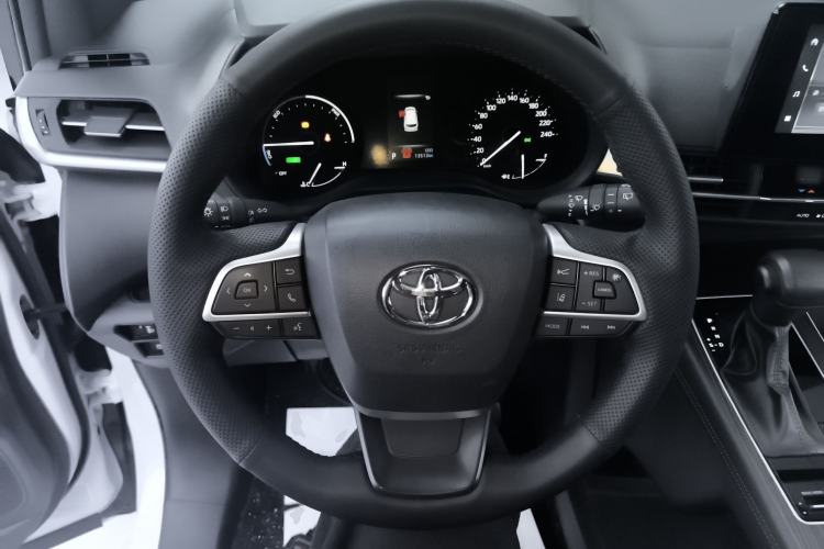Used Toyota Granvia 2024 2.5L Hybrid Luxury Edition Steering Wheel