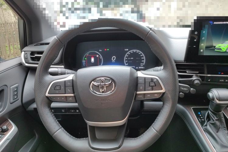 Used Toyota Granvia 2024 2.5L Hybrid Prestige PLUS Edition Steering Wheel