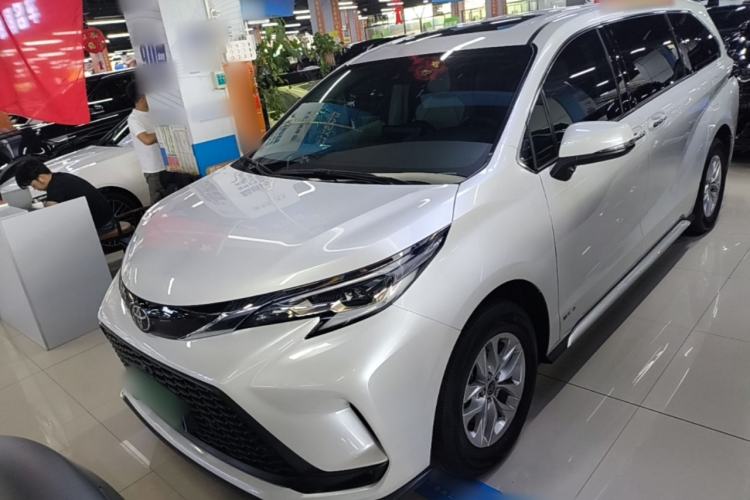 Toyota Granvia 2024 2.5L Hybrid Comfort Edition