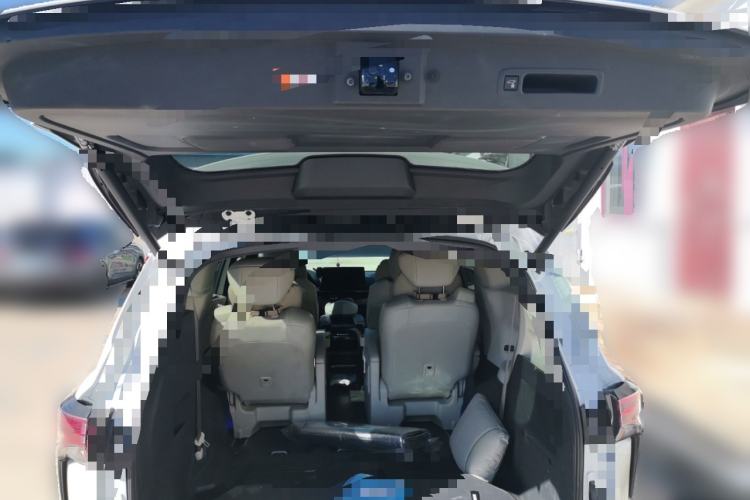 Used Toyota Granvia 2024 2.5L Hybrid Prestige ULTRA Edition Trunk
