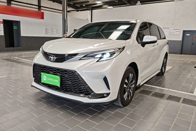 Used Toyota Granvia 2024 2.5L Hybrid Luxury Edition