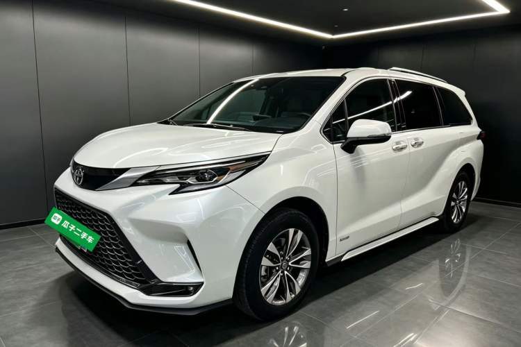 Used Toyota Granvia 2024 2.5L Hybrid Luxury Edition Guazi used car, China used car export, Used car for sale, Used  cars, Cheapest cars for sale