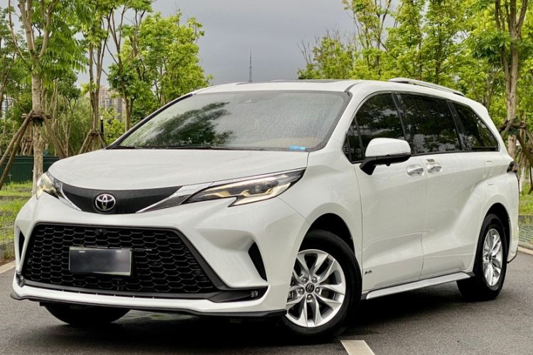 Used Toyota Granvia 2024 2.5L Hybrid Comfort Edition Guazi used car, China used car export, Used car for sale, Used  cars, Cheapest cars for sale