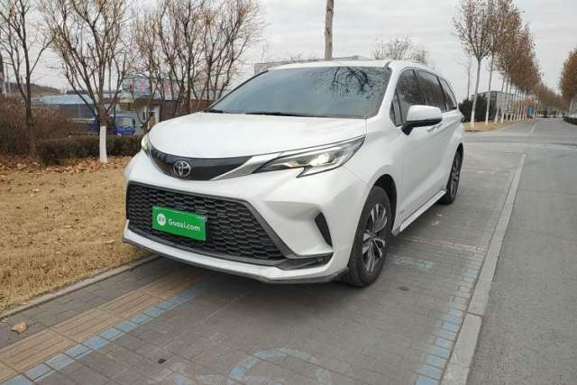Used Toyota Granvia 2024 2.5L Hybrid Luxury Edition