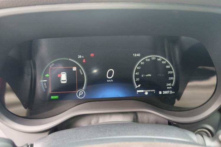Used Toyota Granvia 2026 Model 2.5L Hybrid Prestige MAX Four-Wheel Drive Edition Instrument Cluster