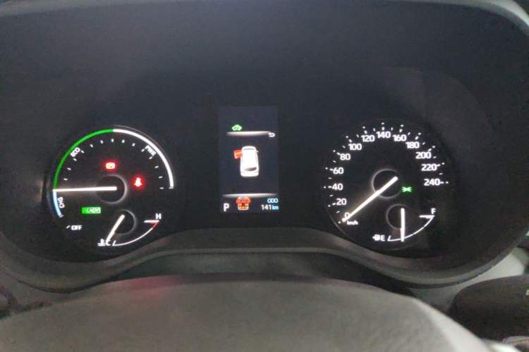 Used Toyota Granvia 2026 Model 2.5L Hybrid Comfort Edition Instrument Cluster