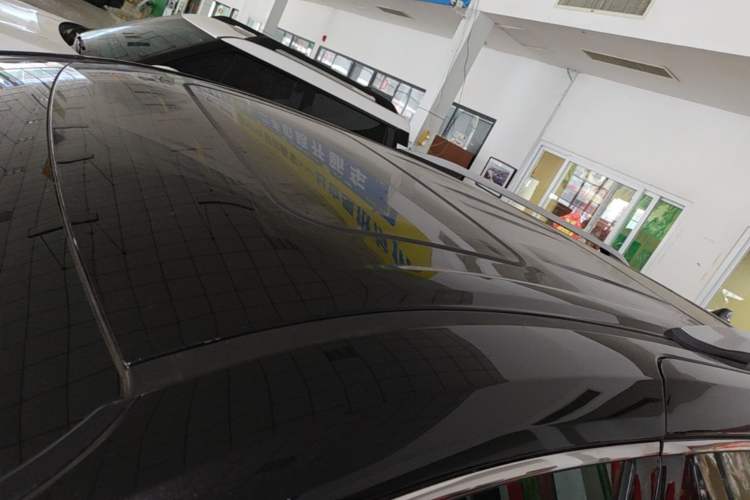 Used Toyota Granvia 2026 Model 2.5L Hybrid Luxury Edition Roof