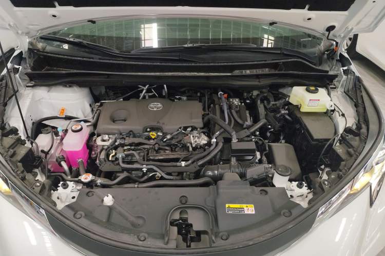 Used Toyota Granvia 2026 Model 2.5L Hybrid Comfort Edition Engine Bay