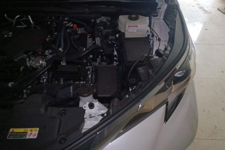 Used Toyota Granvia 2026 Model 2.5L Hybrid Comfort Edition Engine Bay Left