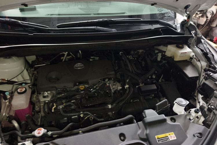 Used Toyota Granvia 2026 Model 2.5L Hybrid Comfort Edition Engine Bay