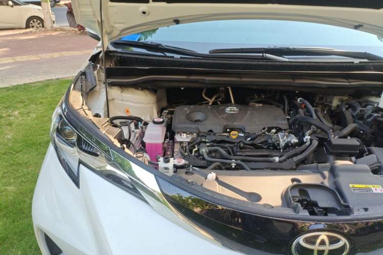 Used Toyota Granvia 2026 Model 2.5L Hybrid Comfort Edition Engine Bay Right