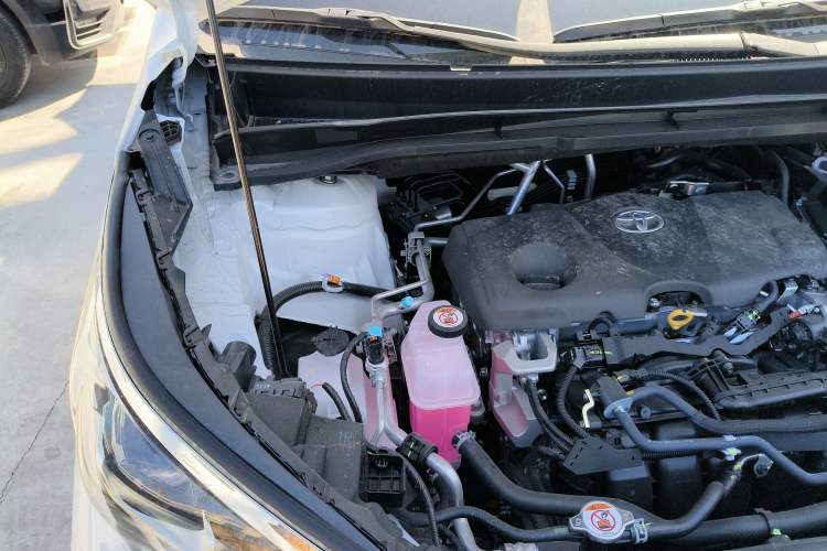 Used Toyota Granvia 2026 Model 2.5L Hybrid Comfort Edition Engine Bay Right