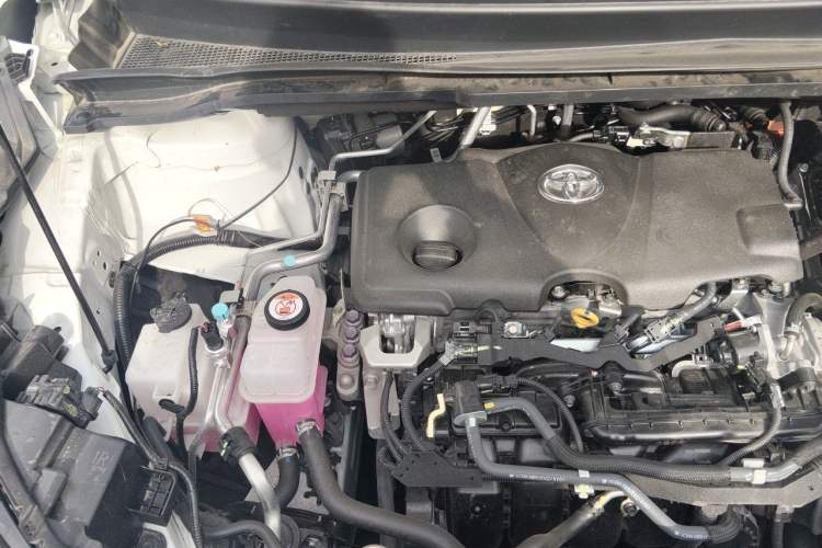 Used Toyota Granvia 2026 Model 2.5L Hybrid Comfort Edition Engine Bay Right