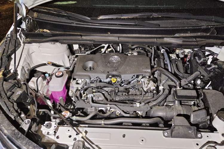 Used Toyota Granvia 2026 Model 2.5L Hybrid Comfort Edition Engine Bay Right