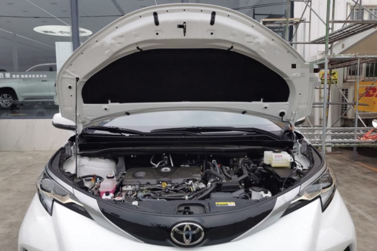 Used Toyota Granvia 2026 Model 2.5L Hybrid Luxury Edition Engine Bay