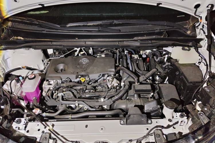 Used Toyota Granvia 2026 Model 2.5L Hybrid Comfort Edition Engine Bay